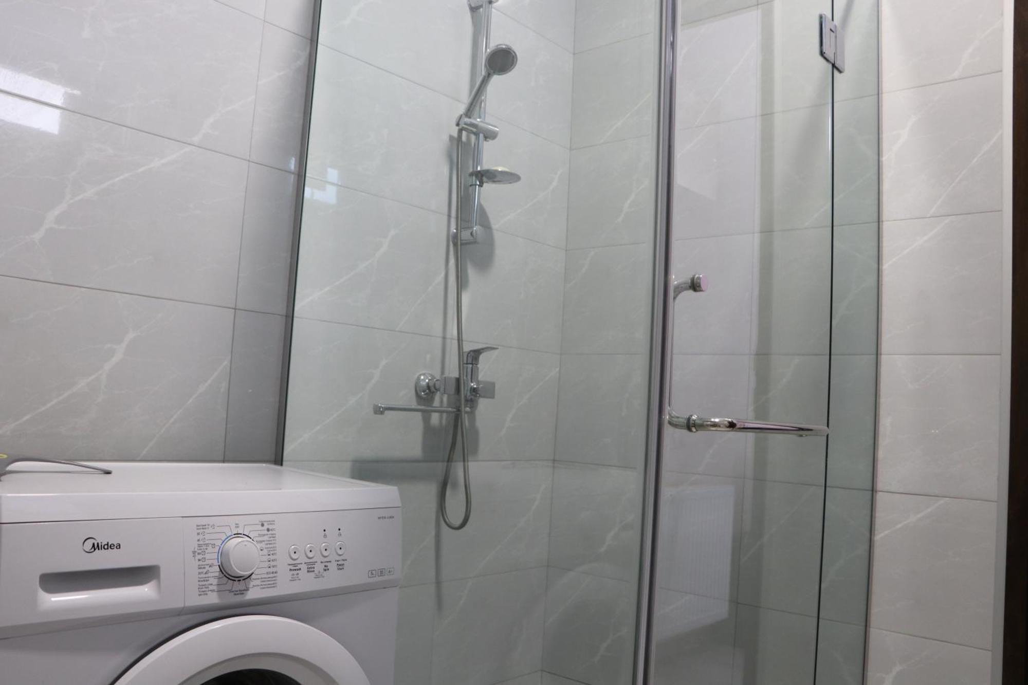 Inoldtbilisi Appartement Buitenkant foto