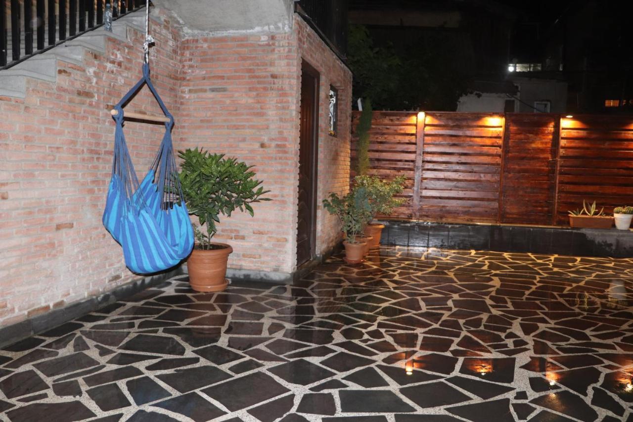 Inoldtbilisi Appartement Buitenkant foto