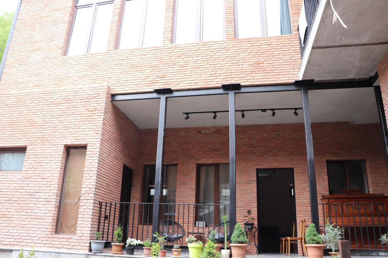 Inoldtbilisi Appartement Buitenkant foto