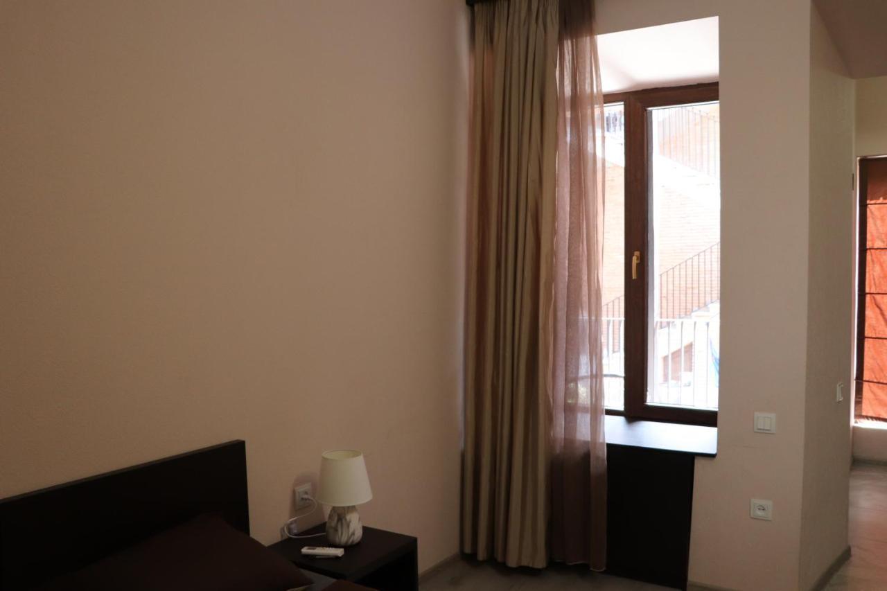 Inoldtbilisi Appartement Buitenkant foto