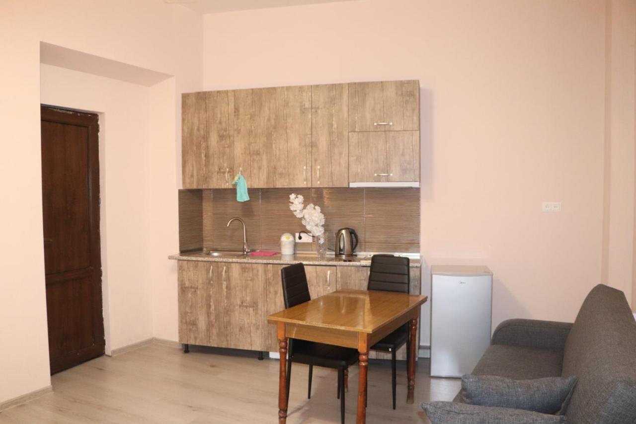 Inoldtbilisi Appartement Buitenkant foto